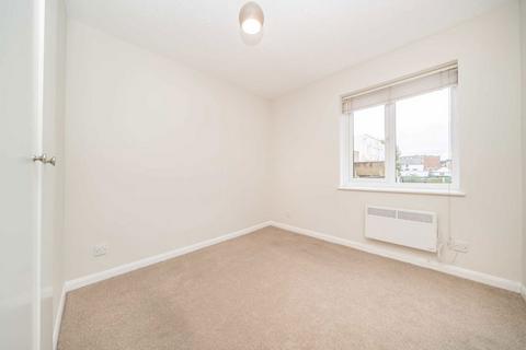 2 bedroom flat for sale, Cottage Grove, Surbiton KT6