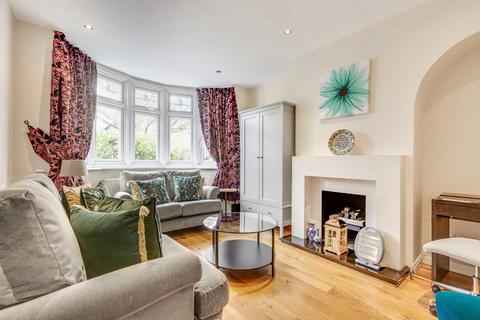 4 bedroom semi-detached house for sale, Fairmead, Surbiton KT5