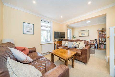 153 Brighton Road, Surbiton, KT6 5NW