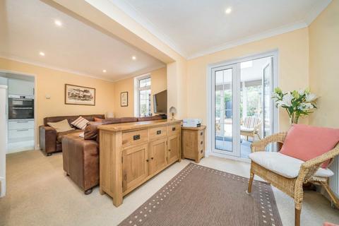 153 Brighton Road, Surbiton, KT6 5NW