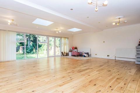 5 bedroom house to rent, Ditton Road, Surbiton KT6