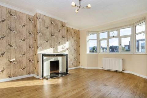 3 bedroom terraced house to rent, Fullers Way North, Surbiton KT6