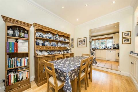 3 bedroom house for sale, Royal Road, Teddington TW11