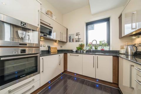 2 bedroom flat for sale, St. Marys Road, Surbiton KT6