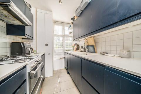 2 bedroom flat for sale, Surbiton Crescent, Kingston Upon Thames KT1