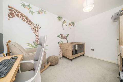 2 bedroom flat for sale, Paragon Grove, Surbiton KT5