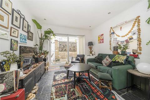 1 bedroom flat for sale, High Street, Teddington TW11