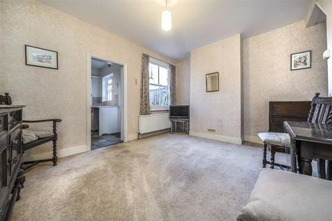 3 bedroom house for sale, Clarence Road, Teddington TW11