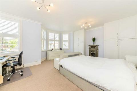 5 bedroom house to rent, Coleshill Road, Teddington TW11