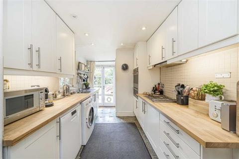 3 bedroom terraced house for sale, Waldegrave Road, Teddington TW11