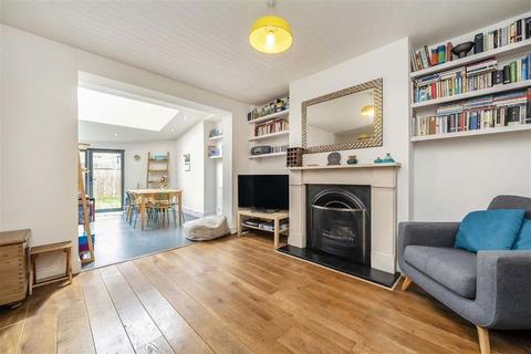 4 bedroom house for sale, Winchendon Road, Teddington TW11