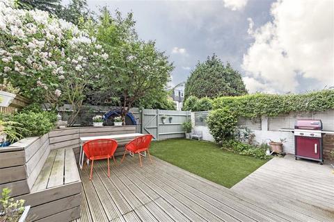 72 Victor Road, Teddington, TW11 8SR