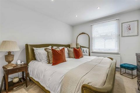 3 bedroom house for sale, Gomer Gardens, Teddington TW11