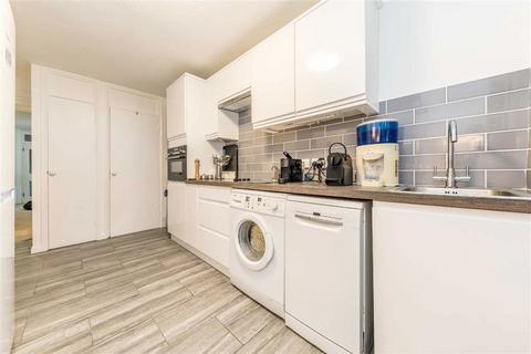 2 bedroom flat for sale, River Reach, Teddington TW11