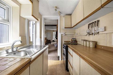 3 bedroom house for sale, Railway Road, Teddington TW11