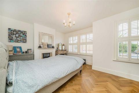 4 bedroom house for sale, Gomer Gardens, Teddington TW11