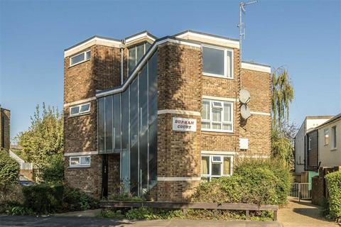 1 bedroom flat for sale, Sunnyside Road, Teddington TW11