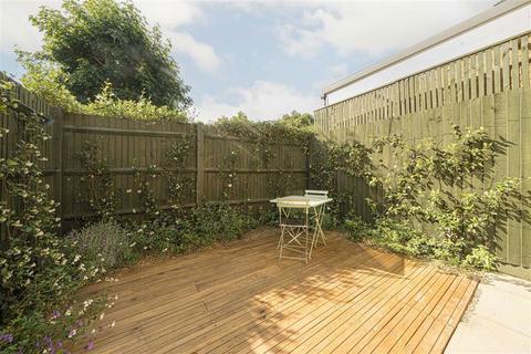 1 bedroom house for sale, Shacklegate Lane, Teddington TW11