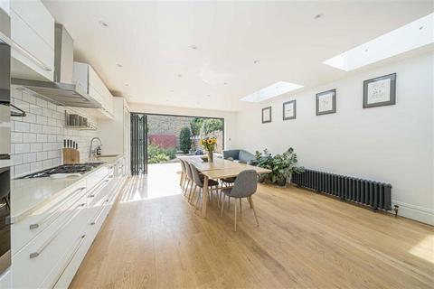 32 Bridgeman Road, Teddington, TW11 9AH
