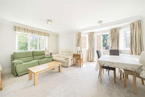 2 bedroom flat for sale, Trematon Place, Teddington TW11