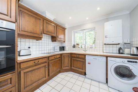 2 bedroom flat for sale, Trematon Place, Teddington TW11