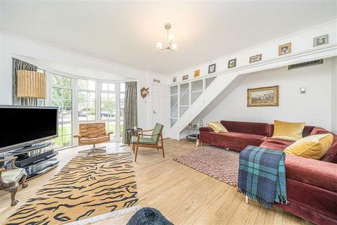 14 Broom Lock, Teddington, TW11 9QP