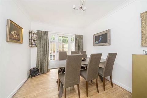 14 Broom Lock, Teddington, TW11 9QP
