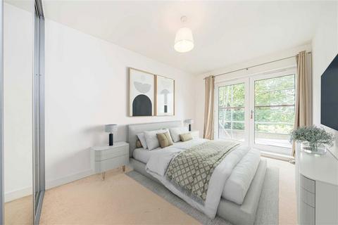 2 bedroom flat for sale, Southcott Road, Teddington TW11