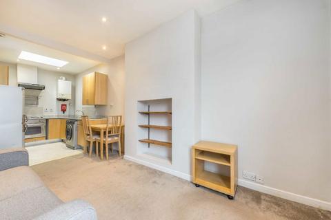 1 bedroom flat for sale, Tooting High Street, London SW17