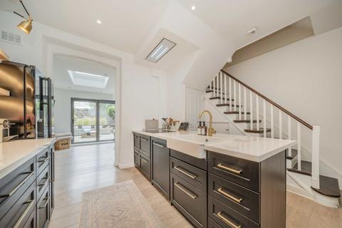 5 bedroom house for sale, Garratt Lane, London SW17