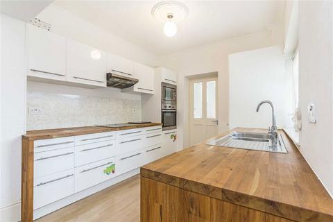 4 bedroom house to rent, Fulwell Road, Teddington TW11