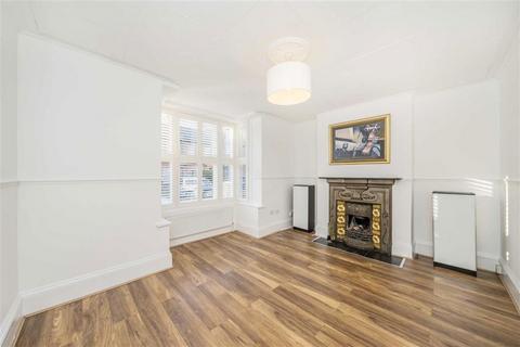 4 bedroom house to rent, Fulwell Road, Teddington TW11