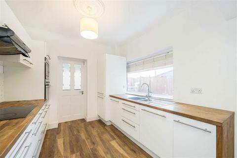 4 bedroom house to rent, Fulwell Road, Teddington TW11