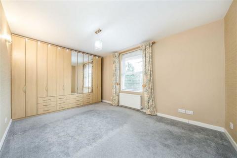 2 bedroom flat to rent, Church Road, Teddington TW11