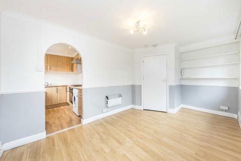 1 bedroom flat for sale, St. Peter's Close, London SW17