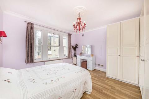 3 Khama Road, London, SW17 0EN