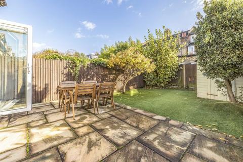 2 bedroom flat for sale, Pretoria Road, London SW16