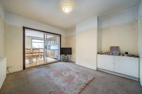 3 bedroom semi-detached house for sale, Rogers Road, London SW17