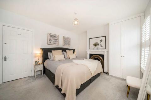 5 bedroom house for sale, Trevelyan Road, London SW17