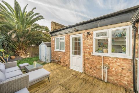 19a Lynwood Road, London, SW17 8SB