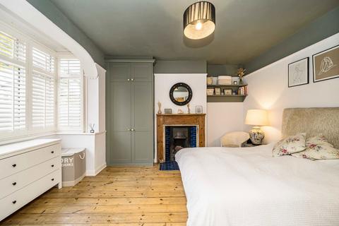 19a Lynwood Road, London, SW17 8SB