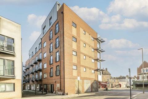 Flat 4, 1 Recovery Street, London, SW17 0DL