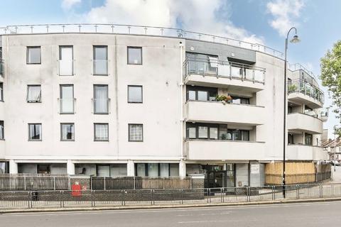 1 bedroom flat for sale, Mitcham Road, London SW17