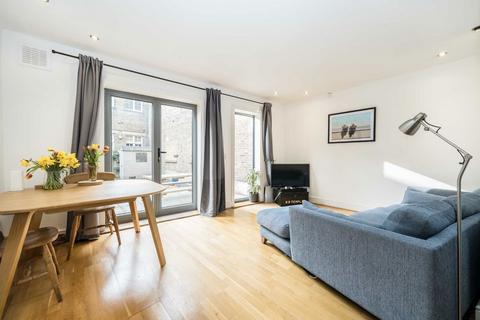 2 bedroom maisonette for sale, Ashvale Road, London SW17