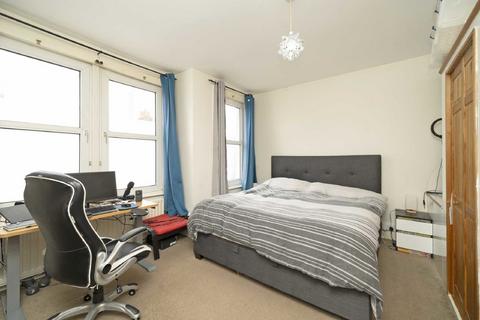 14 Fairlight Road, London, SW17 0JD