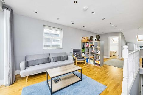 1 bedroom flat for sale, Fairlight Road, London SW17