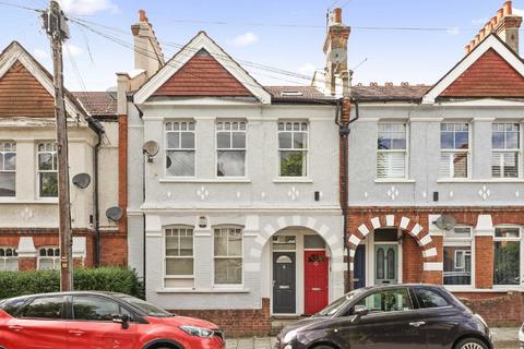 3 bedroom maisonette for sale, Salterford Road, London SW17