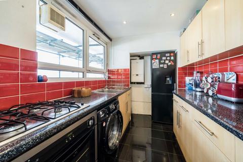 2 bedroom flat for sale, Tooting Bec Road, London SW17