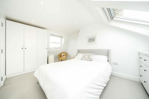 54 Boundary Road, London, SW19 2AN