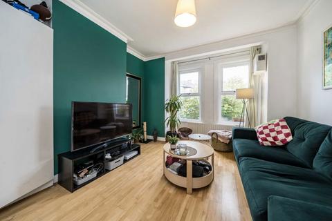 2 bedroom flat for sale, Courtney Road, London SW19